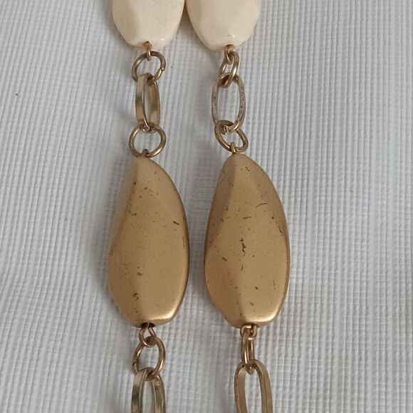 Express Gold Toned & White Alternating Beaded Tassel Pendant Statement Necklace - Picture 7 of 12